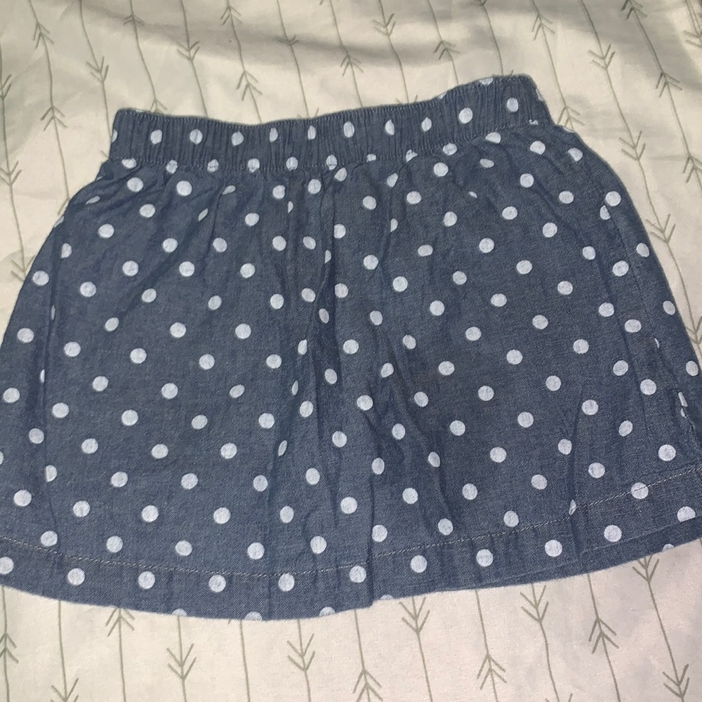 this is a skirt! it has a stretchy waist band!